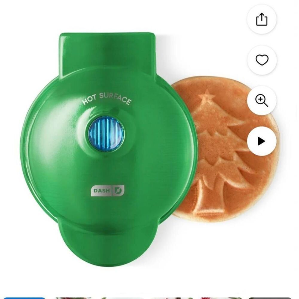 NEW IN BOX DASH MINI CHRISTMAS TREE WAFFLE MAKER